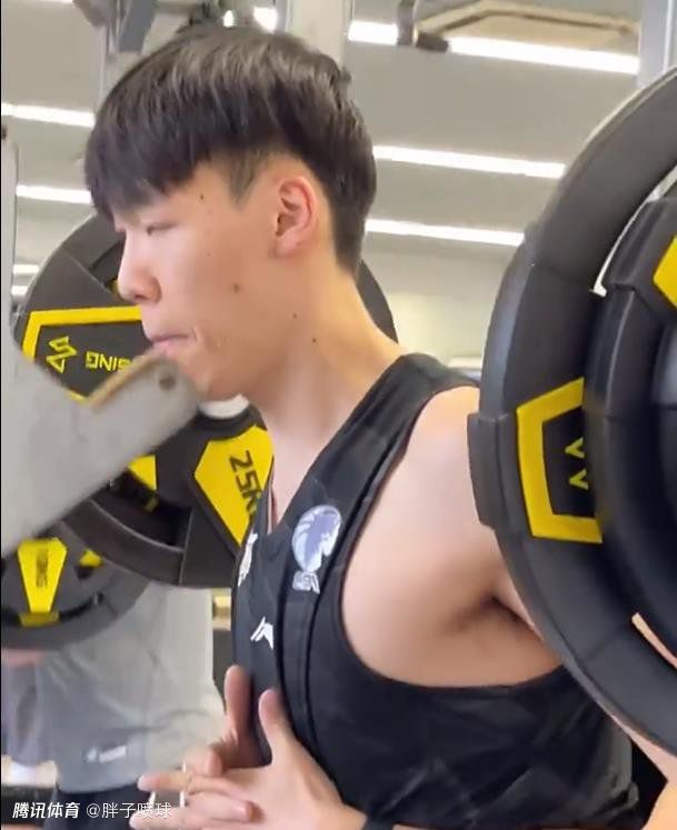 锐锐全身踝图片高清图片